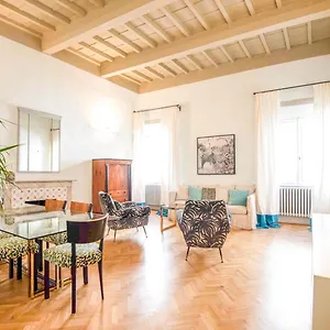 Apartment Beatrice By Prestige, Florence