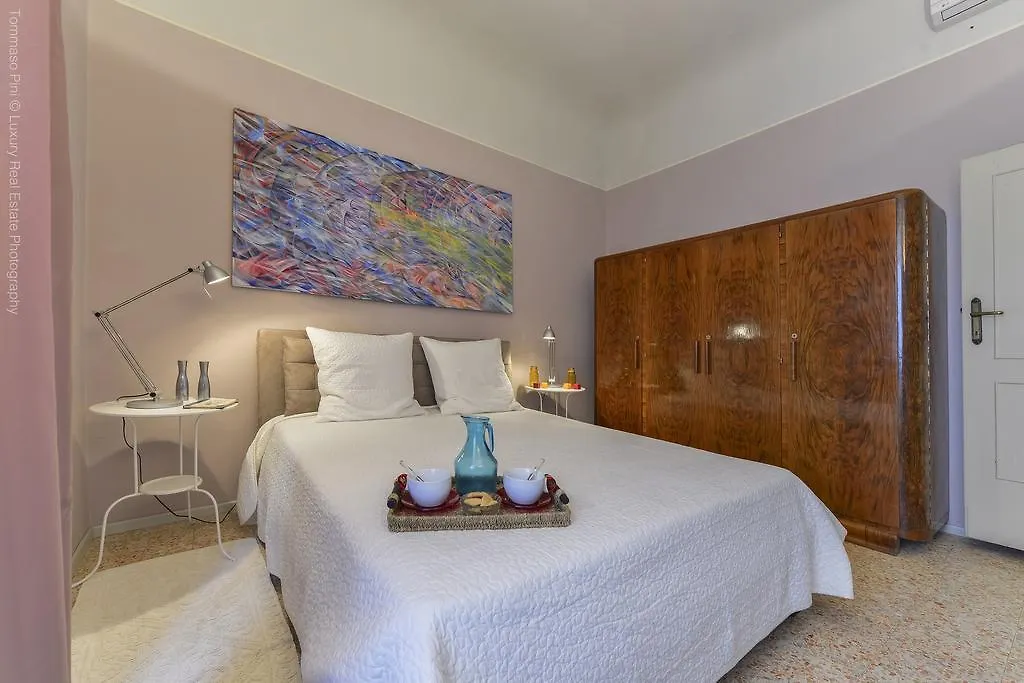 Luce Halldis Apartment Florence