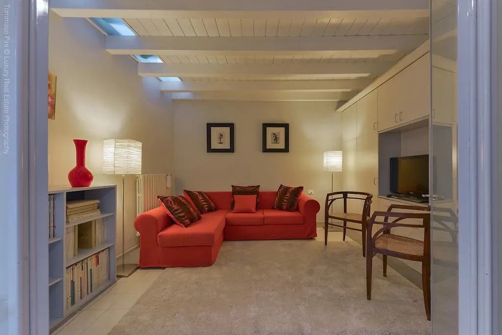 Luce Halldis Apartment Florence